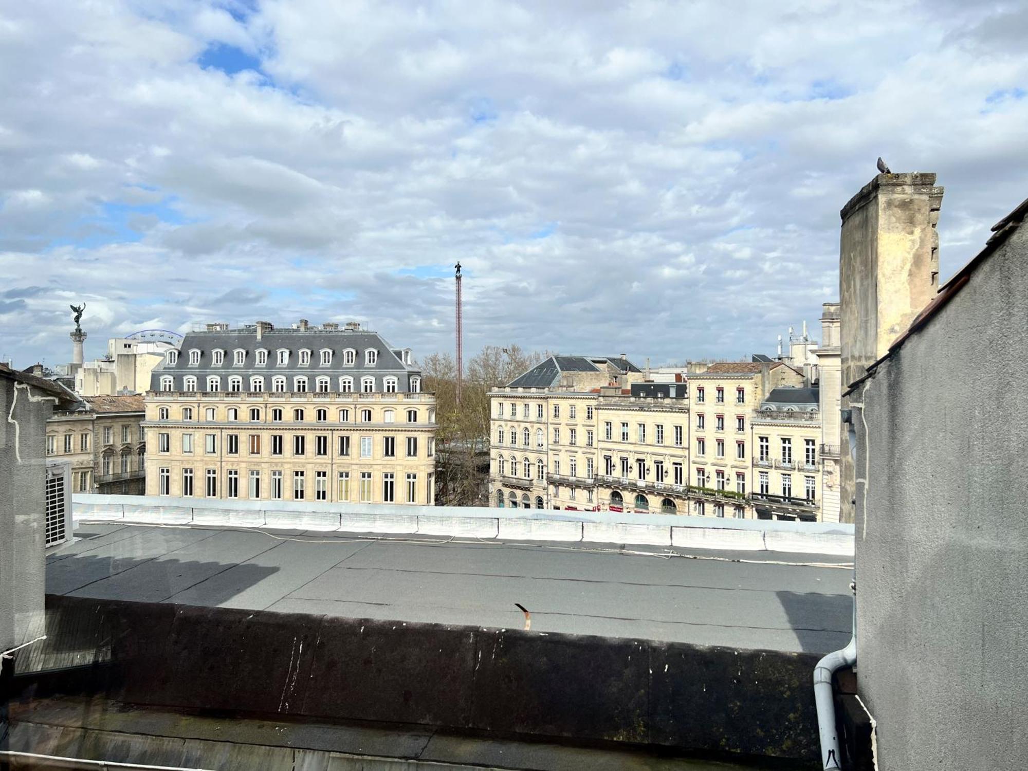 Magnifique Appartement Climatise Avec Parking - Allee De Tourny Bordéus Exterior foto